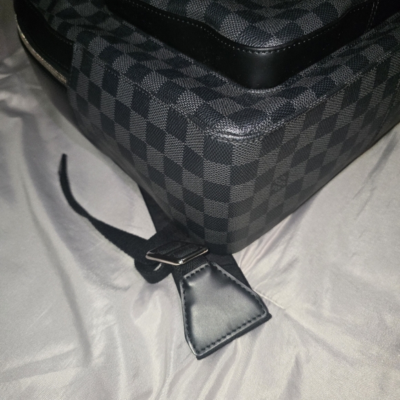 Louis Vuitton Damier Graphite Josh Backpack - Picture 2 of 16